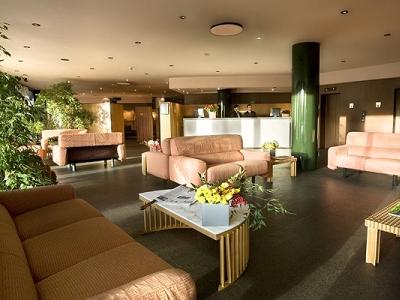 Country Hotel Borromeo เปสเคียรา บอร์โรเมโอ ภายนอก รูปภาพ